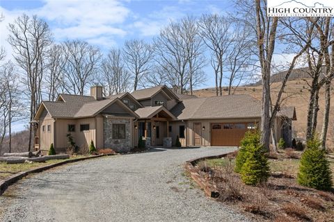 Photo of 204 Great Sky Drive, Banner Elk, NC 28604 (MLS # 260440)