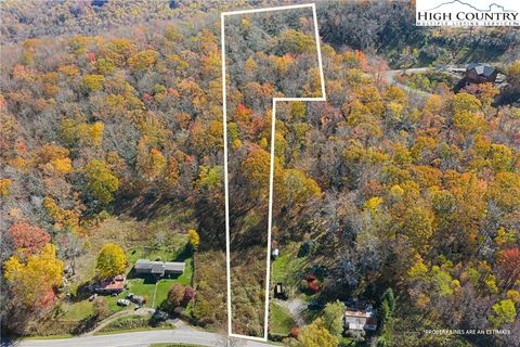 Photo of 000 Pigeon Roost Road, Banner Elk, NC 28604 (MLS # 258790) Photo of 000 Pigeon Roost Road, Banner Elk, NC 28604 (MLS # 258790)