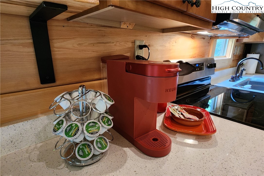 Boone, North Carolina 28607, United States, 1 Bedroom Bedrooms, ,1 BathroomBathrooms,Residential,Active,163209