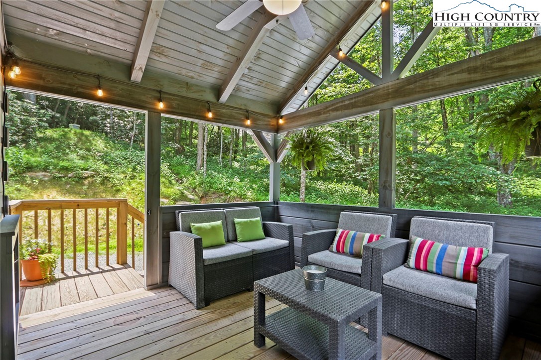 Boone, North Carolina 28607, United States, 1 Bedroom Bedrooms, ,1 BathroomBathrooms,Residential,Active,163209