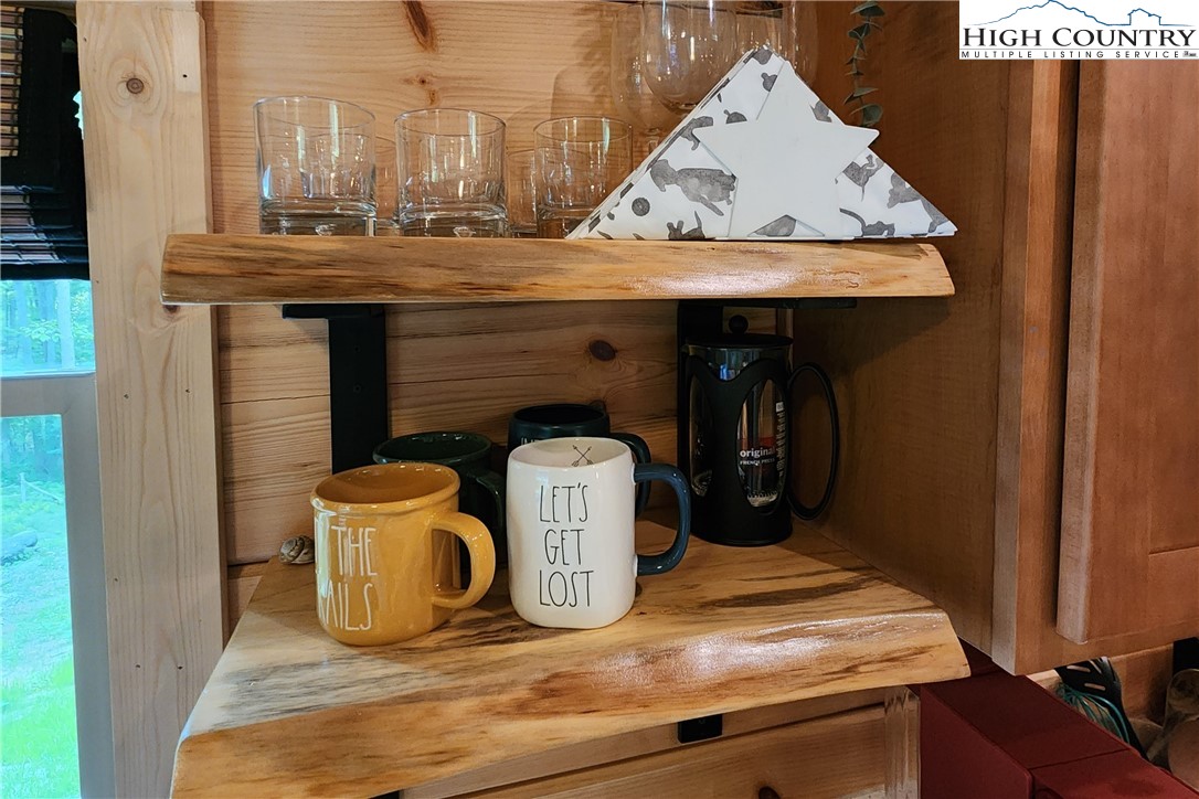 Boone, North Carolina 28607, United States, 1 Bedroom Bedrooms, ,1 BathroomBathrooms,Residential,Active,163209