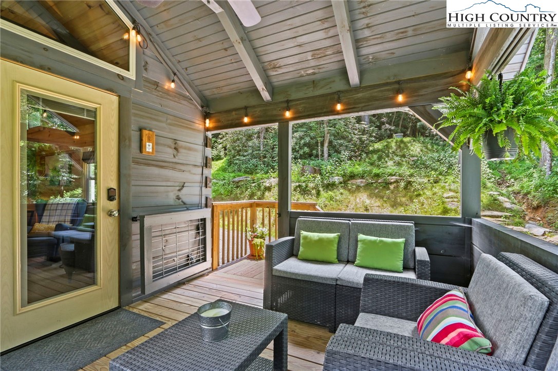 Boone, North Carolina 28607, United States, 1 Bedroom Bedrooms, ,1 BathroomBathrooms,Residential,Active,163209