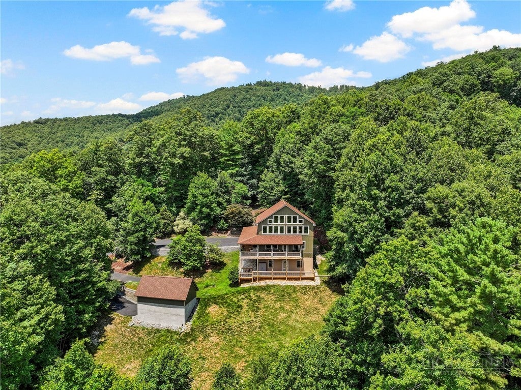 374 Tinys Mountain Drive