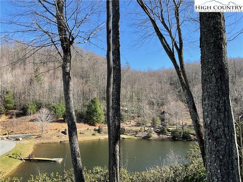 Photo of TBD Lake Lot 1 Woodlake Loop Road, Elk Park, NC 28622 (MLS # 260983)