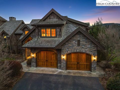 Photo of 766 Turtle Creek Drive #3A, Boone, NC 28607 (MLS # 241816)