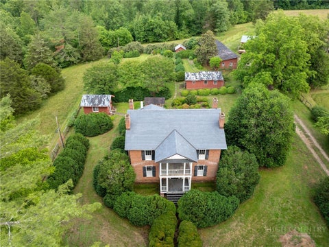 Photo of 4157 Calico Road, Lenoir, NC 28645 (MLS # 262655)
