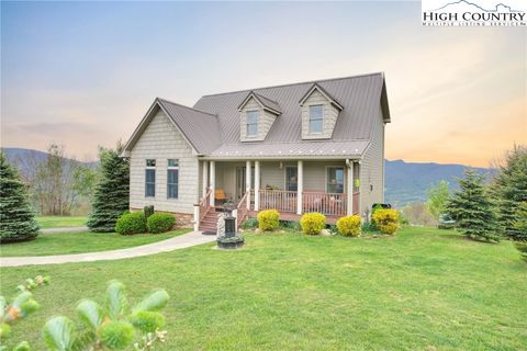 Photo of 899 Lauren Lane, West Jefferson, NC 28694 (MLS # 255214)