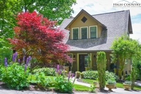 Photo of 317 TIMBERLAND Drive, Sugar Grove, NC 28679 (MLS # 255814)