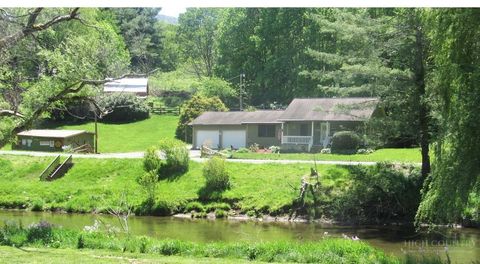 Photo of 805 Ed Little Road, Warrensville, NC 28693 (MLS # 261948)
