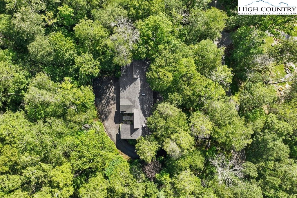 1325 Golf Course Road