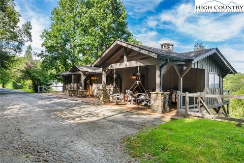 Photo of 8015 Cloud Forest Lane, Blowing Rock, NC 28605 (MLS # 257732)