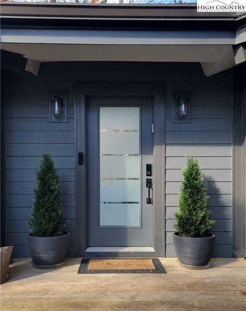 Photo of 188 Center Court Drive, Boone, NC 28607 (MLS # 258882)