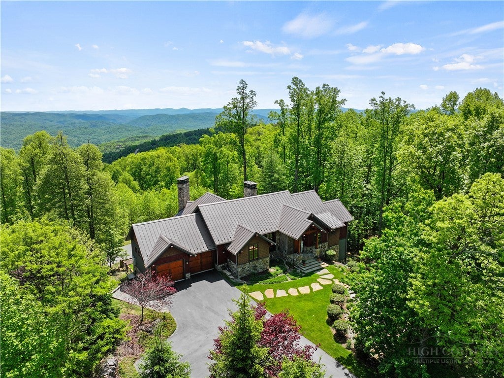 137 Burningbush Trail