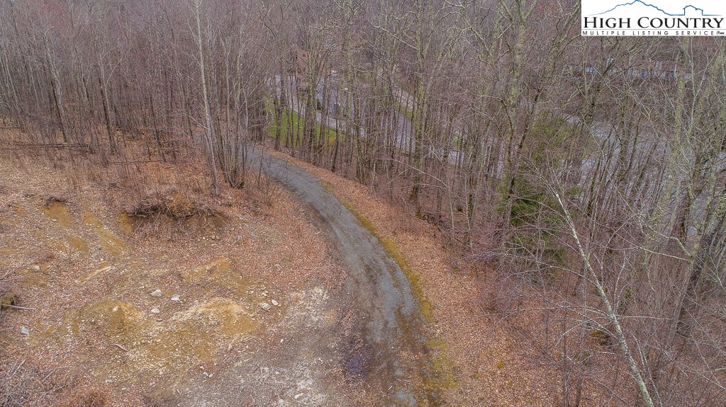 Banner Elk, North Carolina 28604, United States, ,Commercial,Active,72445