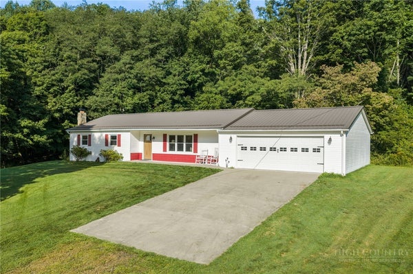 885 BALD MOUNTAIN RD, WEST JEFFERSON, NC 28694 - Image 94afa3d8fae0fa7a494ce85fedefa85c/427256212