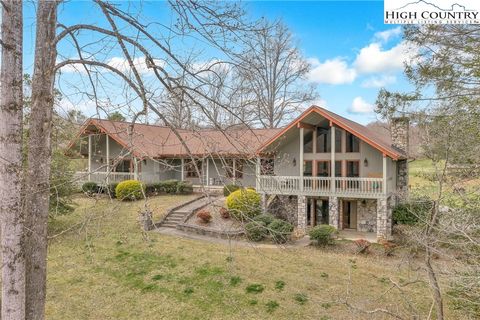 Photo of 2718 Arden Drive, Lenoir, NC 28645 (MLS # 260010)