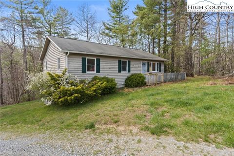 Photo of 150 Piney Creek Lane, Boone, NC 28607 (MLS # 254959)