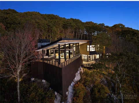 Photo of 76 Sundance Court, Banner Elk, NC 28604 (MLS # 264218)