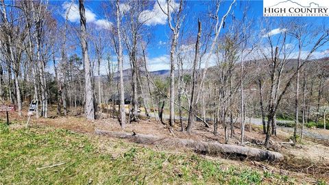 Photo of Lot 20 Running Bear Circle, Banner Elk, NC 28604 (MLS # 253977)