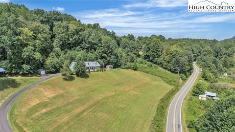 Photo of 3786 Peak Road, Creston, NC 28615 (MLS # 257445) Photo of 3786 Peak Road, Creston, NC 28615 (MLS # 257445)