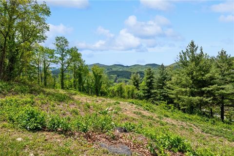 Photo of Lot 26 Silver Fox Lane, Banner Elk, NC 28604 (MLS # 262172)