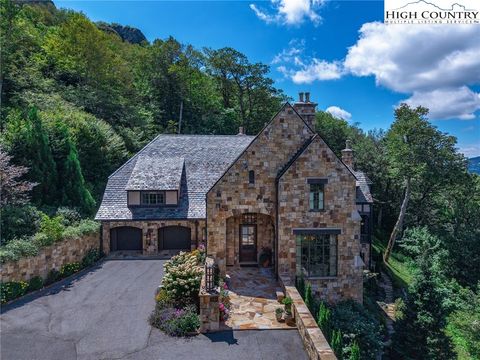 Photo of 400 Ninebark, Banner Elk, NC 28604 (MLS # 257594)