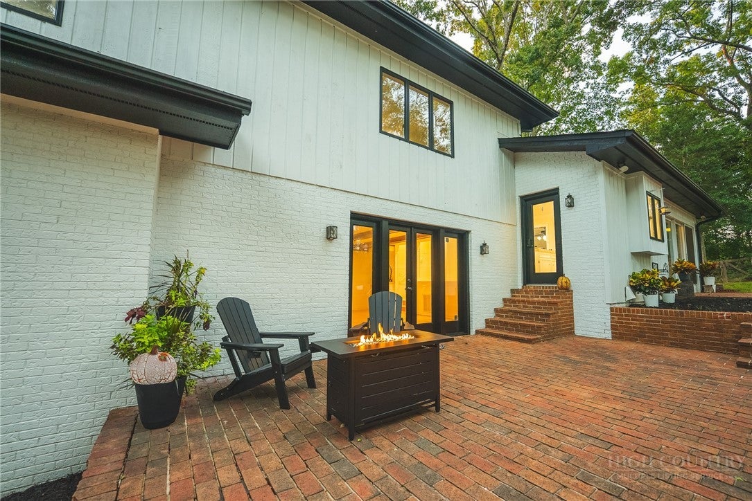 3750 NE 11th Street