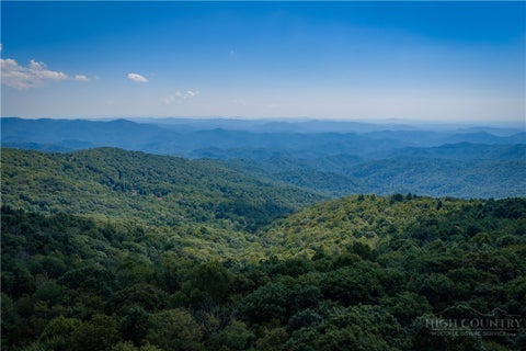 Photo of Lot 13 Wild Apple Drive, Blowing Rock, NC 28605 (MLS # 264450)