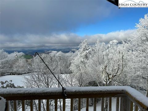 A home in Beech Mountain