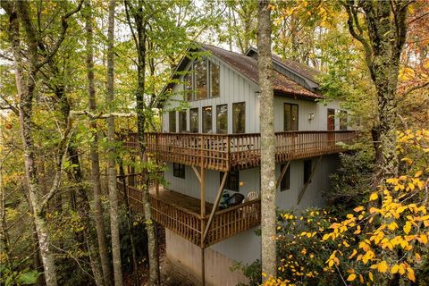 Photo of 265 Leatherwood Road, Banner Elk, NC 28604 (MLS # 258571)