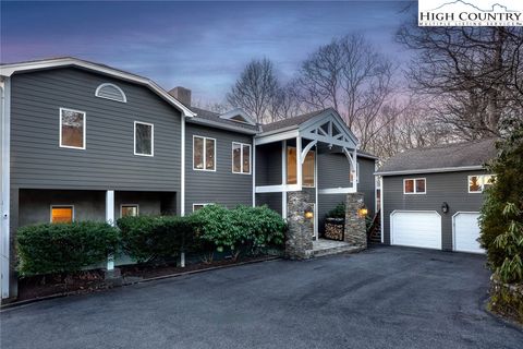 Photo of 234 Laurel Park Road, Blowing Rock, NC 28605 (MLS # 253423)