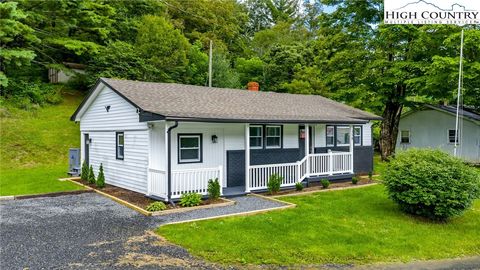 Photo of 358 Dogget Road, West Jefferson, NC 28694 (MLS # 257490)