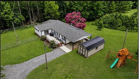 Photo of 128 Roy Davis Road, Mocksville, NC 27028 (MLS # 263408)