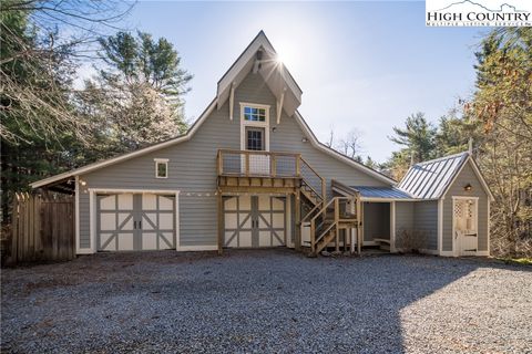 Photo of 989 Little Laurel Road, Boone, NC 28607 (MLS # 260904)