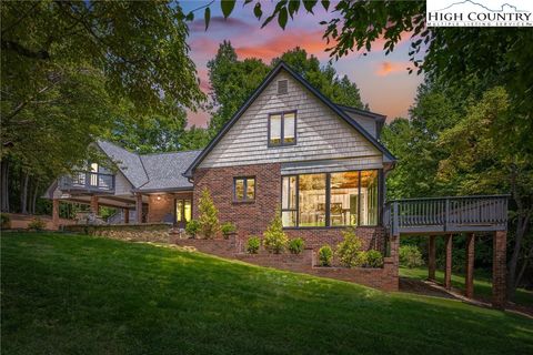 A home in Lenoir