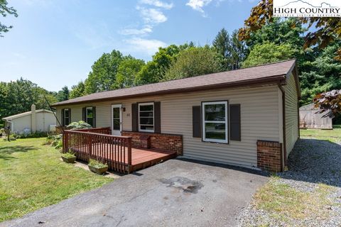 Photo of 411 Hardaman Circle, Boone, NC 28607 (MLS # 245243)