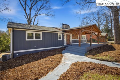 Photo of 223 W Park Drive, Morganton, NC 28655 (MLS # 260489)
