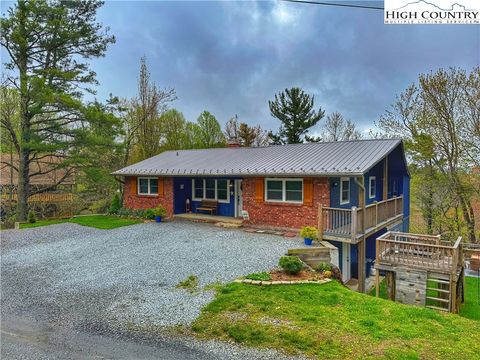 Photo of 1315 Niley Cook Road, Blowing Rock, NC 28605 (MLS # 255039)