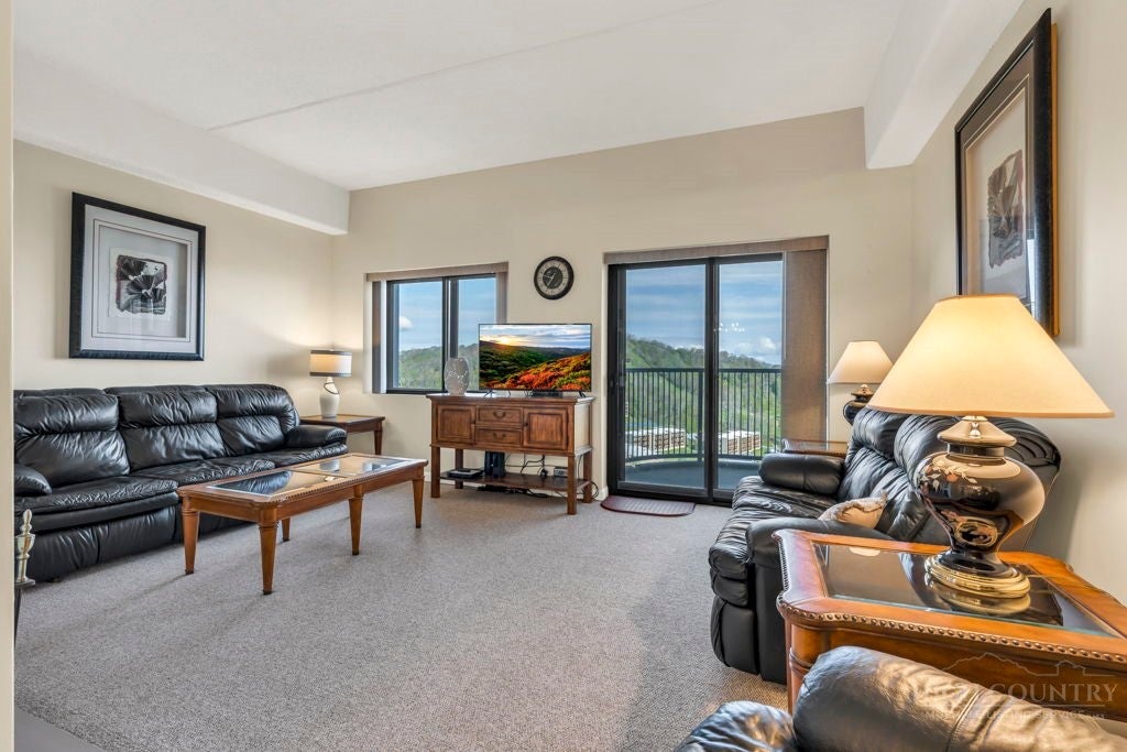 303 Sugar Top Drive 2205