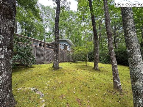 Photo of 217 Shortoff Lane, Highlands, NC 28741 (MLS # 257784) Photo of 217 Shortoff Lane, Highlands, NC 28741 (MLS # 257784)