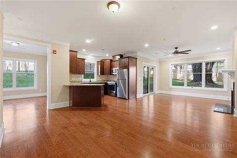 Photo of 155 Gateway Drive #101, Boone, NC 28607 (MLS # 261032)