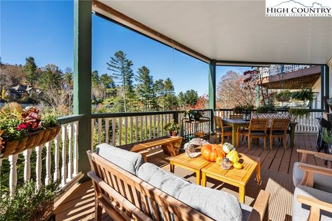 Photo of 220 Village Drive #301, Blowing Rock, NC 28605 (MLS # 258728)