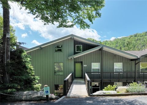 Photo of 1499 Sugar Mountain Drive #8, Sugar Mountain, NC 28604 (MLS # 261992)