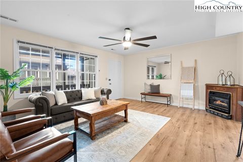 Photo of 214 Village Green #B-2, Blowing Rock, NC 28605 (MLS # 259921)