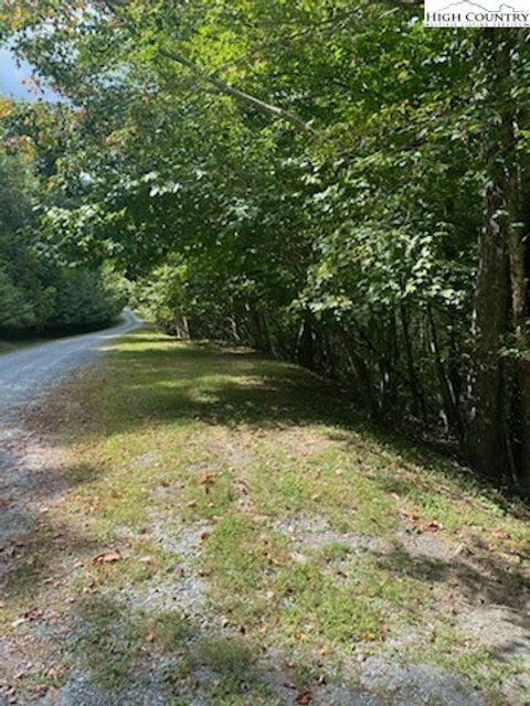 Photo of 1 Creek Crossing Road Road, Todd, NC 28684 (MLS # 258203)