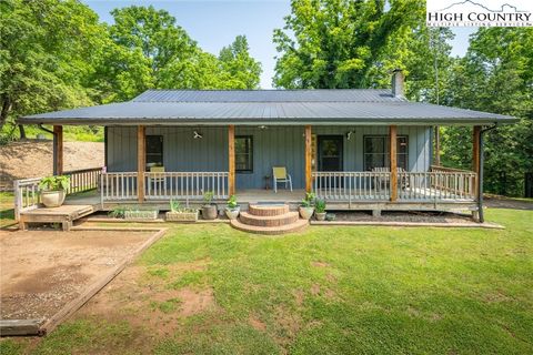 Photo of 1533 McCrary Creek Road, Lenoir, NC 28645 (MLS # 255872) Photo of 1533 McCrary Creek Road, Lenoir, NC 28645 (MLS # 255872)