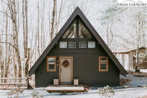 Photo of 141 Lynn Hill Lane, Boone, NC 28607 (MLS # 253808)