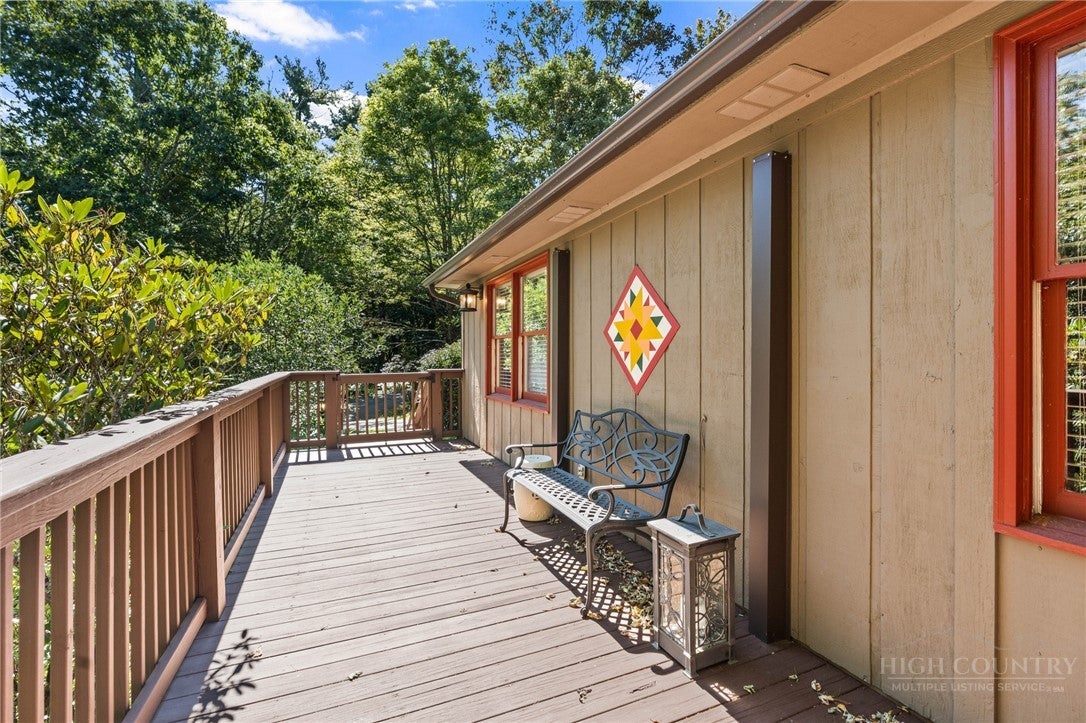127 Foxwood Lane