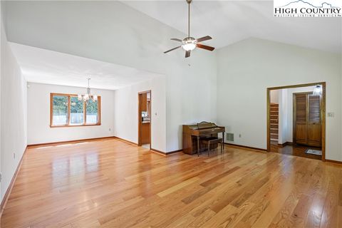 Photo of 320 University Circle, Boone, NC 28607 (MLS # 253417)