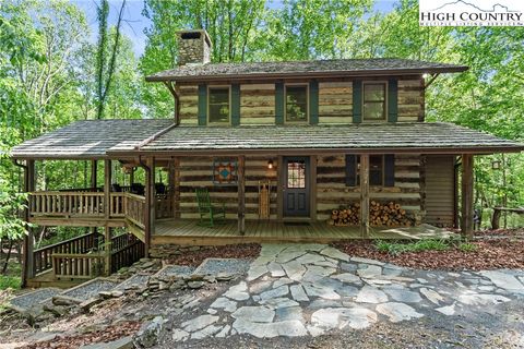 Photo of 724 Stonebridge Lane, Todd, NC 28684 (MLS # 255944) Photo of 724 Stonebridge Lane, Todd, NC 28684 (MLS # 255944)